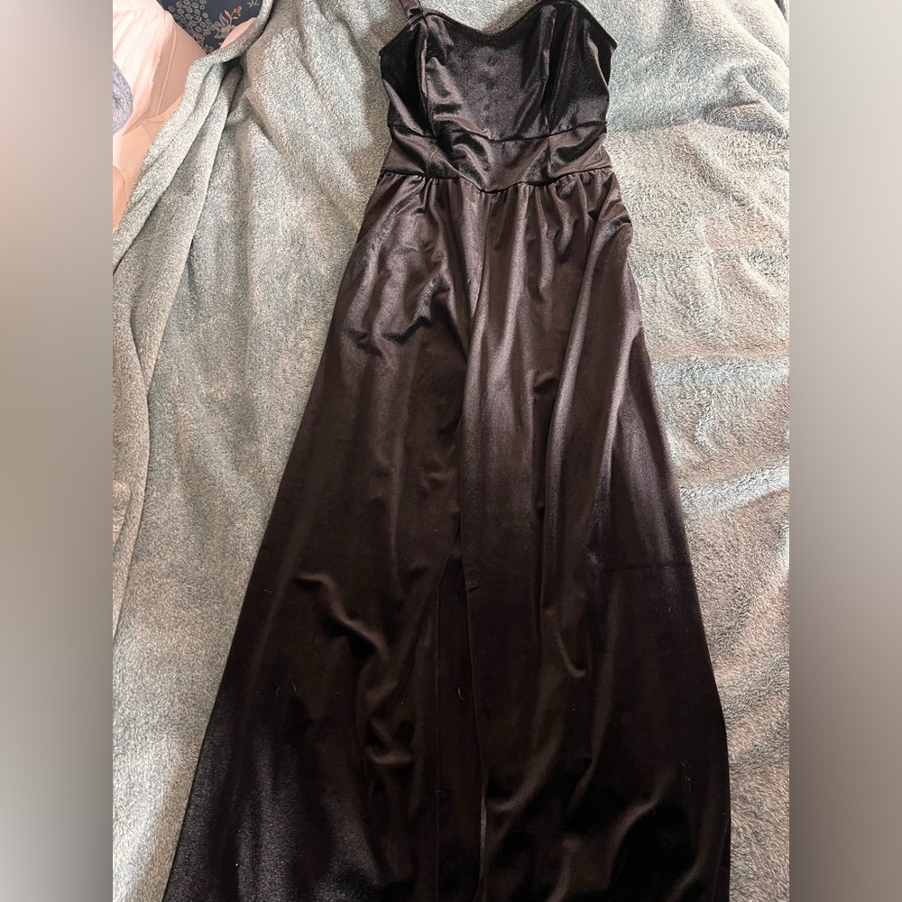 Black velvet jumpsuit Old Navy Medium NWT